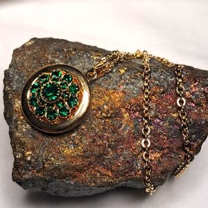 1970's Green Rhinestone locket necklace